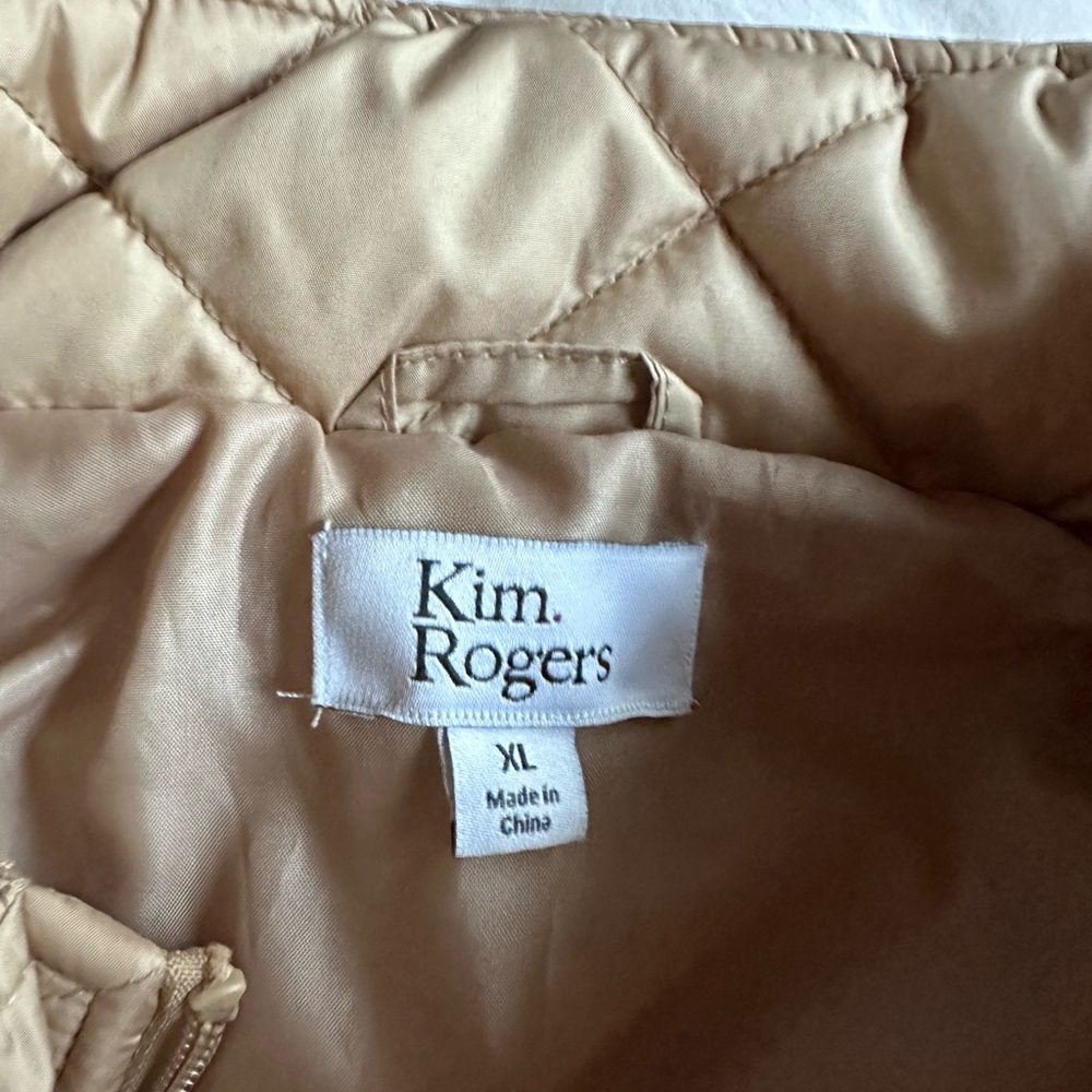 Kim Rogers gold vest - Picture 2 of 3